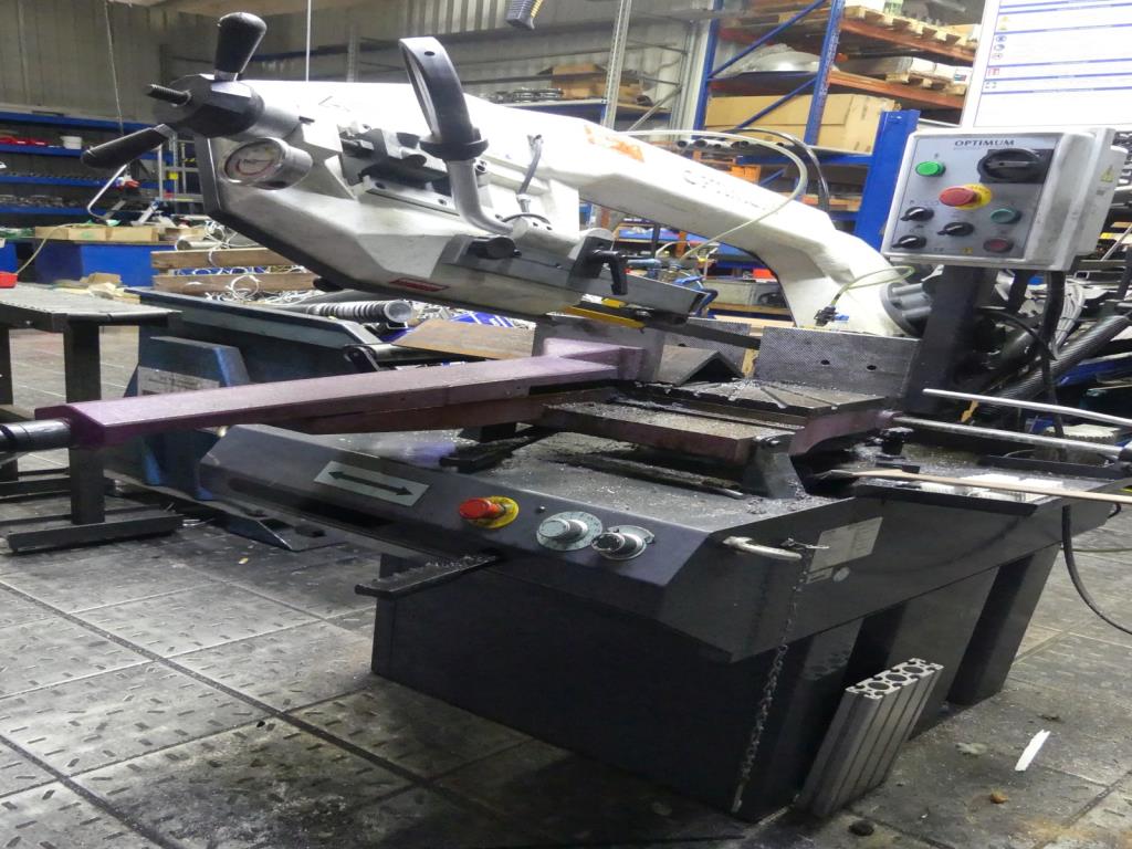 Máquinas e acessórios de uma antiga fábrica de impressão de gravuras-2