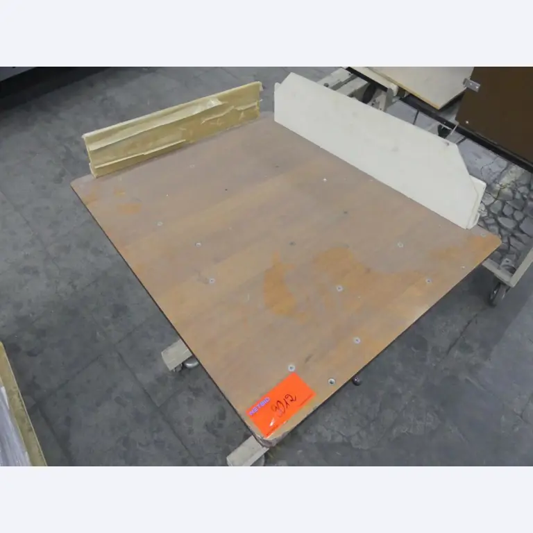 Stroje a příslušenství z bývalé hlubotiskové tiskárny-2