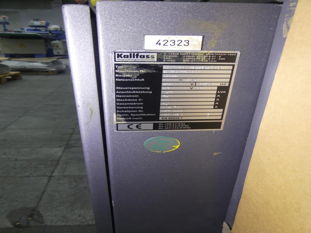 Maquinaria y accesorios de una antigua imprenta de huecograbado-3