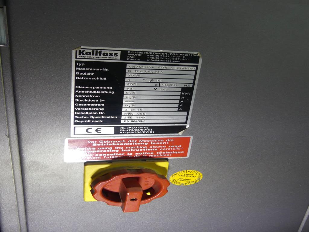 Maquinaria y accesorios de una antigua imprenta de huecograbado-6