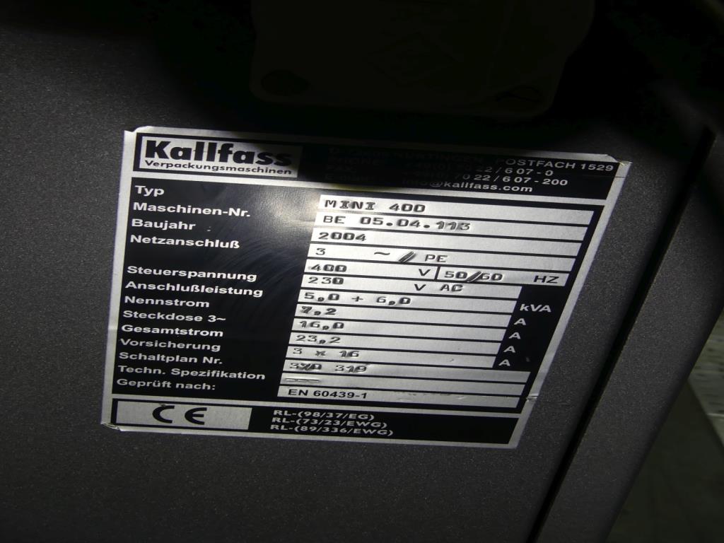 Maquinaria y accesorios de una antigua imprenta de huecograbado-3