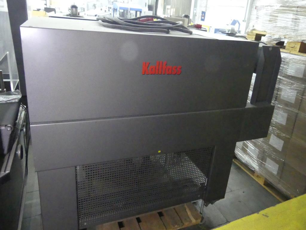 Maquinaria y accesorios de una antigua imprenta de huecograbado-13