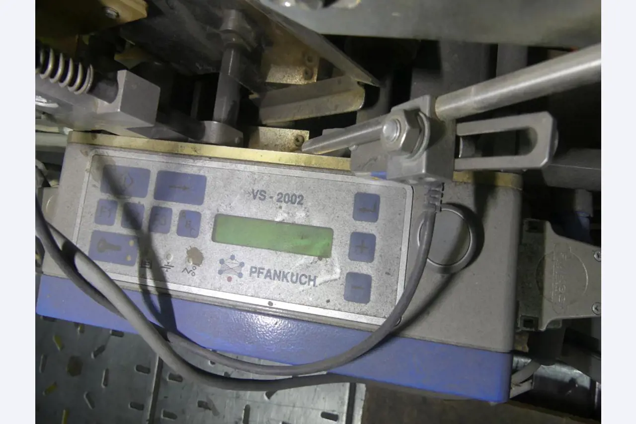 Maschinelle Einrichtung sowie Zubehör einer ehemaligen Tiefdruckerei-3