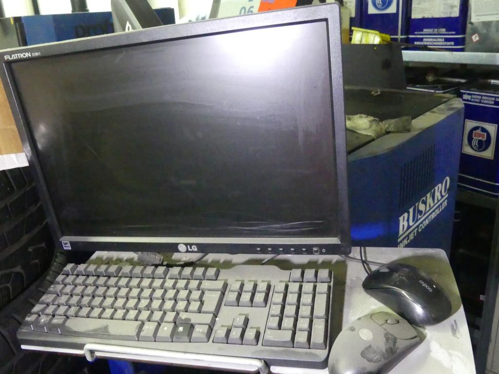 Stroje a příslušenství z bývalé hlubotiskové tiskárny-3