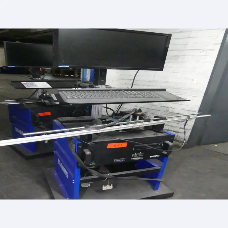 Equipement mécanique et accessoires d'une ancienne imprimerie en héliogravure-1