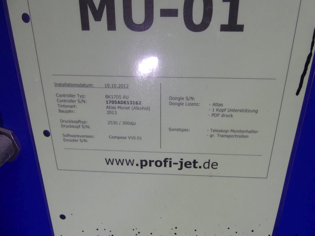 Maquinaria y accesorios de una antigua imprenta de huecograbado-3