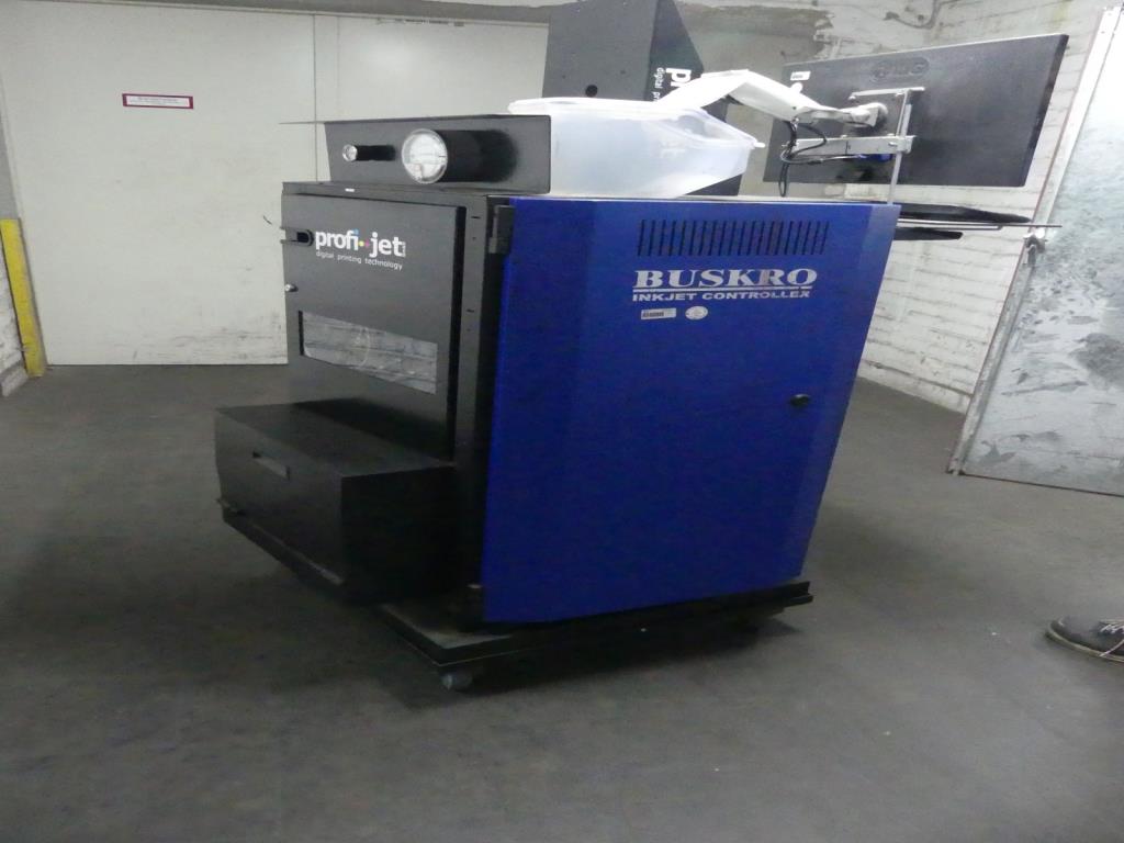 Maquinaria y accesorios de una antigua imprenta de huecograbado-4