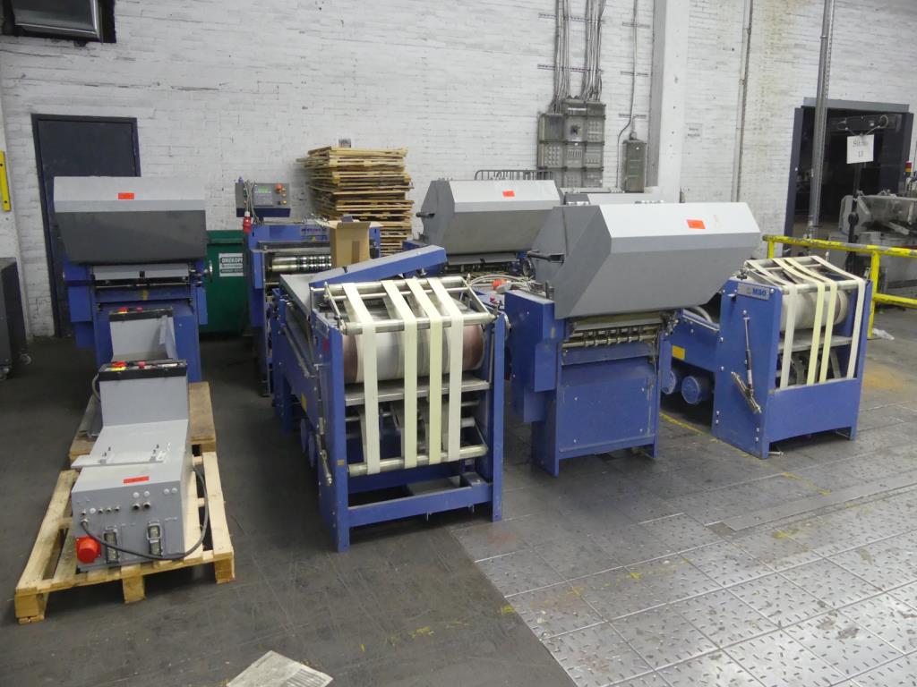 Maquinaria y accesorios de una antigua imprenta de huecograbado-19