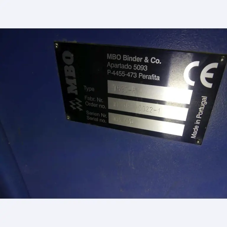 Equipement mécanique et accessoires d'une ancienne imprimerie en héliogravure-4