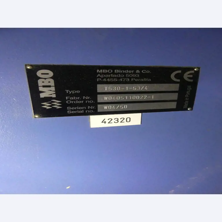 Equipement mécanique et accessoires d'une ancienne imprimerie en héliogravure-6