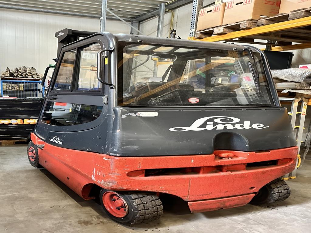 Maquinaria y accesorios de una antigua imprenta de huecograbado-3