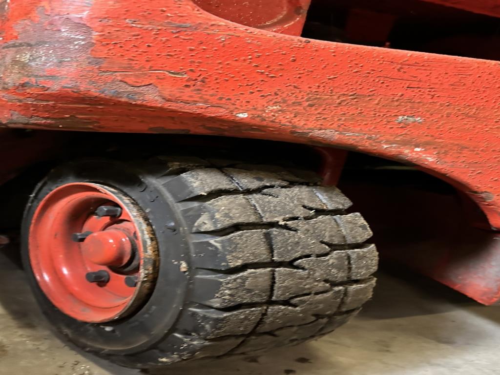 Maquinaria y accesorios de una antigua imprenta de huecograbado-4