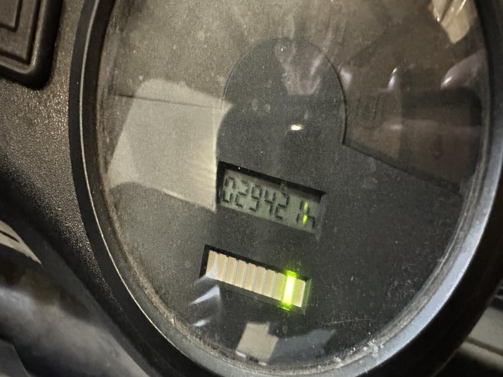 Maquinaria y accesorios de una antigua imprenta de huecograbado-7