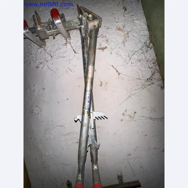 Fixed and current assets from the gardening and landscaping segment-2