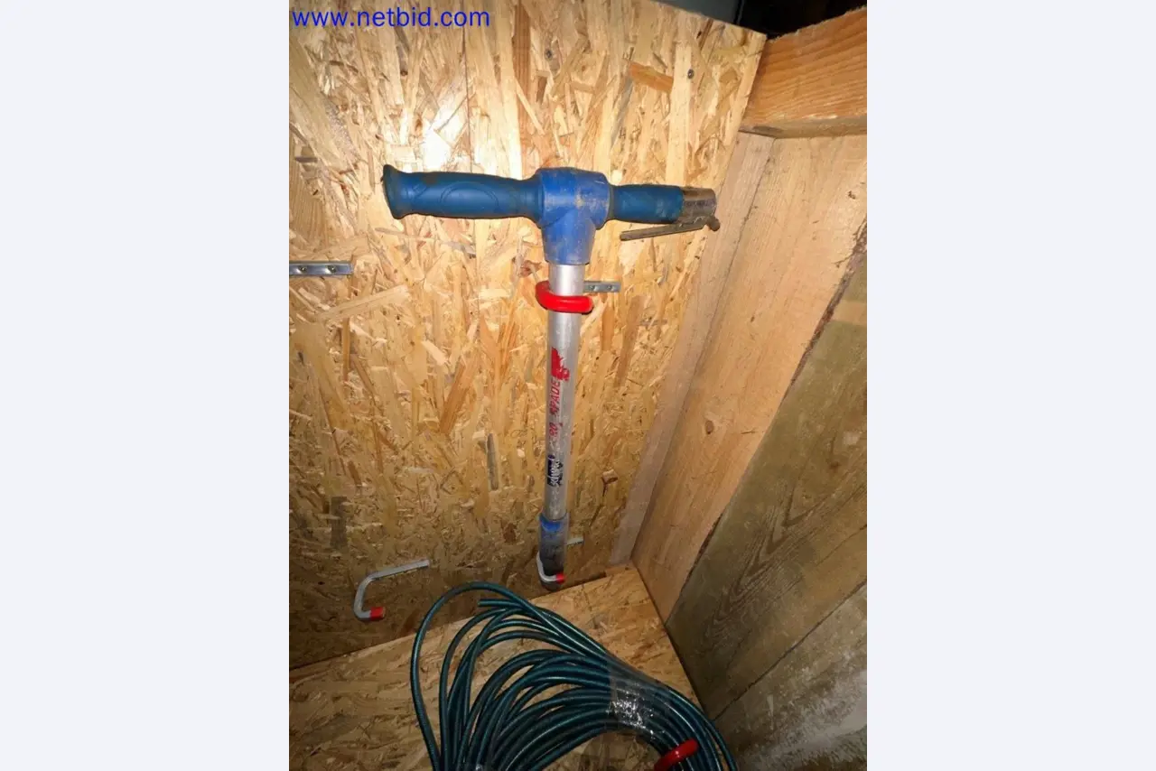 Fixed and current assets from the gardening and landscaping segment-3