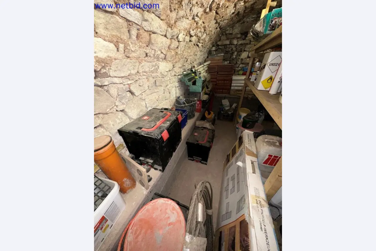 Fixed and current assets from the gardening and landscaping segment-4