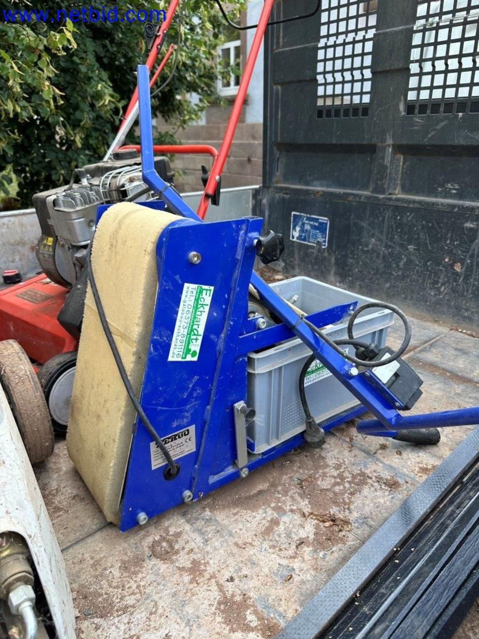 Fixed and current assets from the gardening and landscaping segment-4