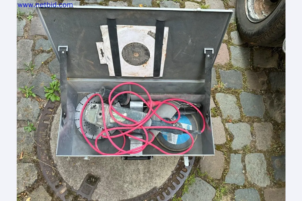 Fixed and current assets from the gardening and landscaping segment-3