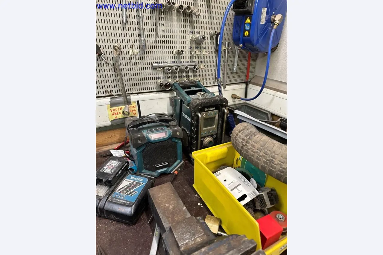 Fixed and current assets from the gardening and landscaping segment-4