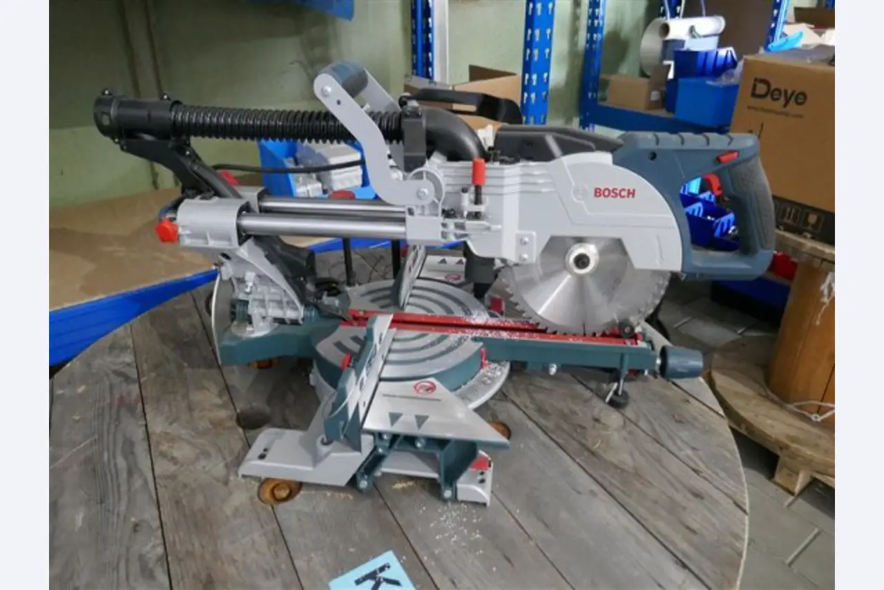 Photovoltaic construction, assembly tools, construction machinery-6