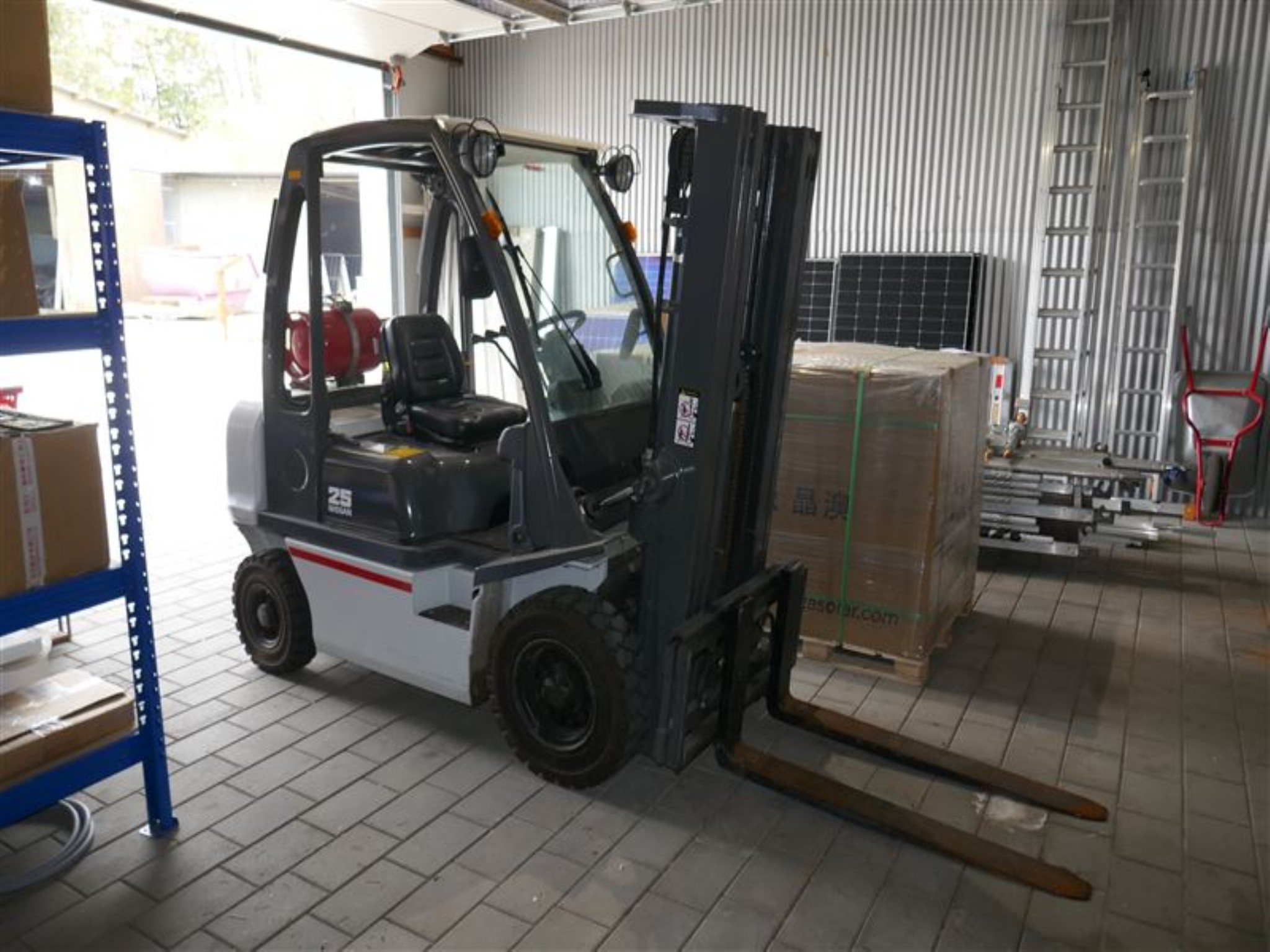 Photovoltaic construction, assembly tools, construction machinery-1