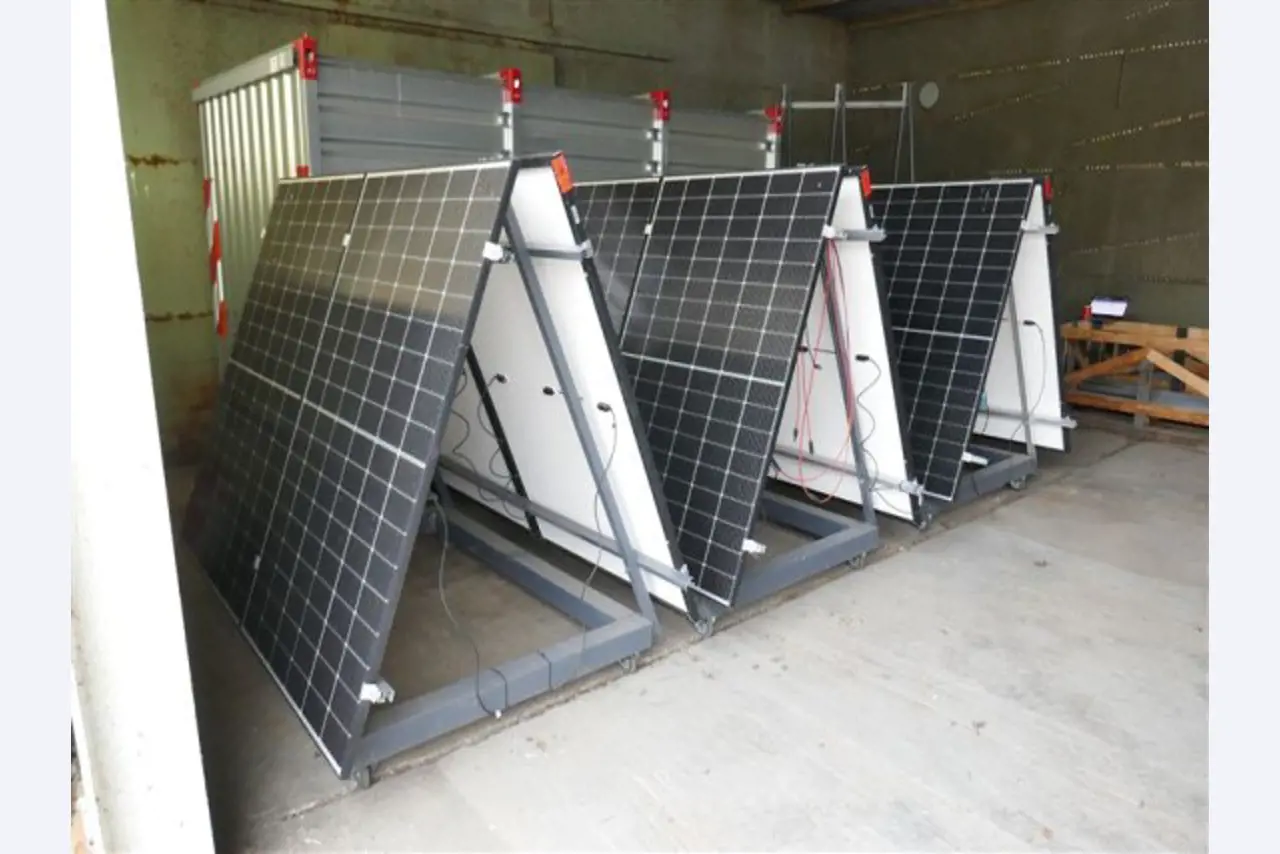 Photovoltaic construction, assembly tools, construction machinery-9