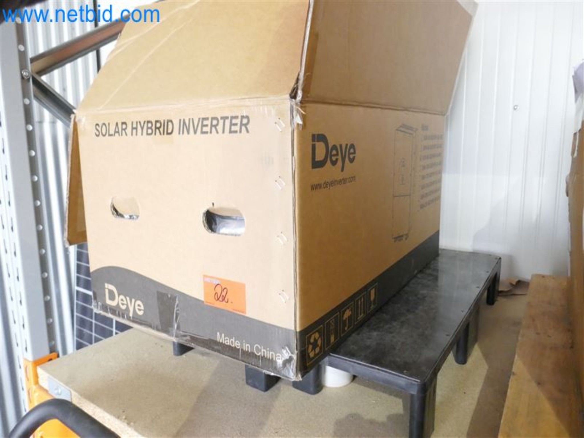 Konstrukcje fotowoltaiczne, narzędzia montażowe, maszyny budowlane-1