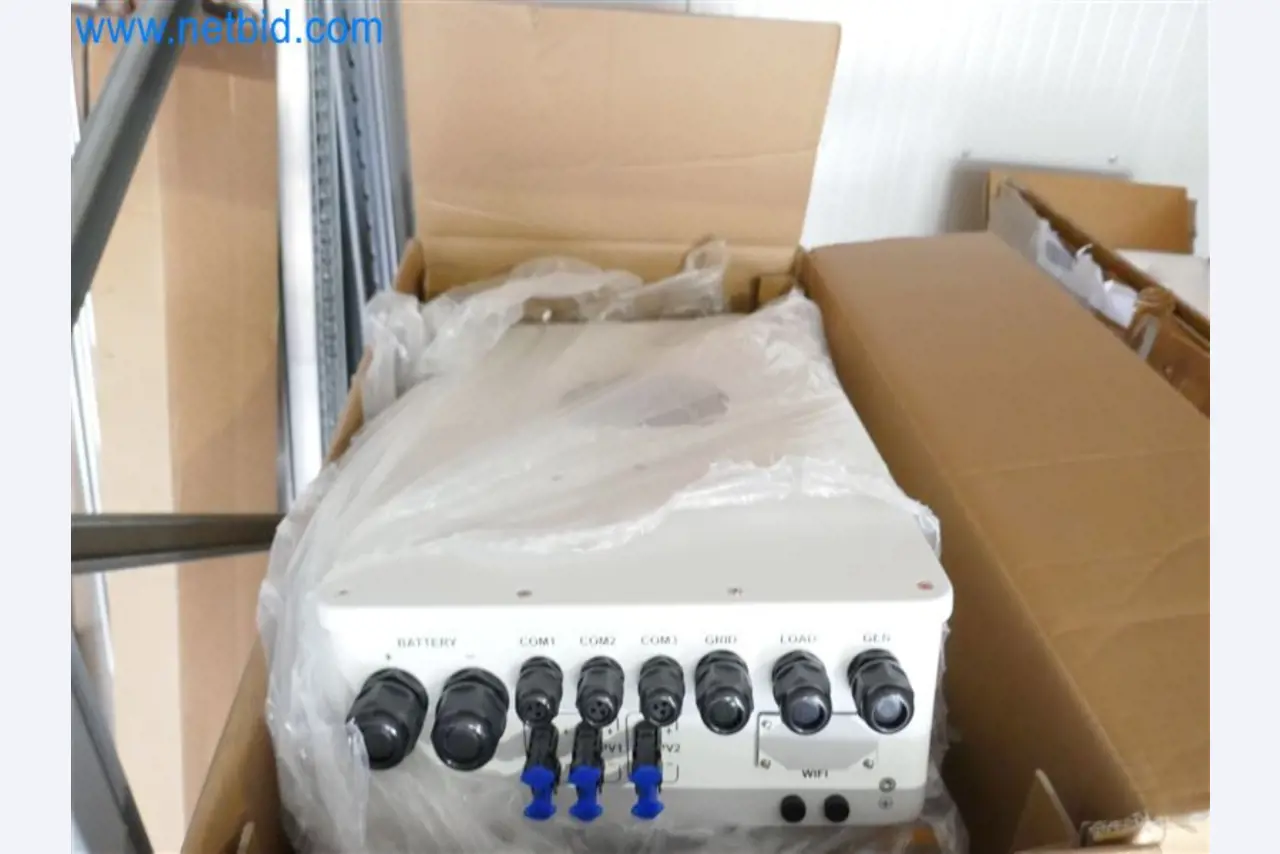 Konstrukcje fotowoltaiczne, narzędzia montażowe, maszyny budowlane-2