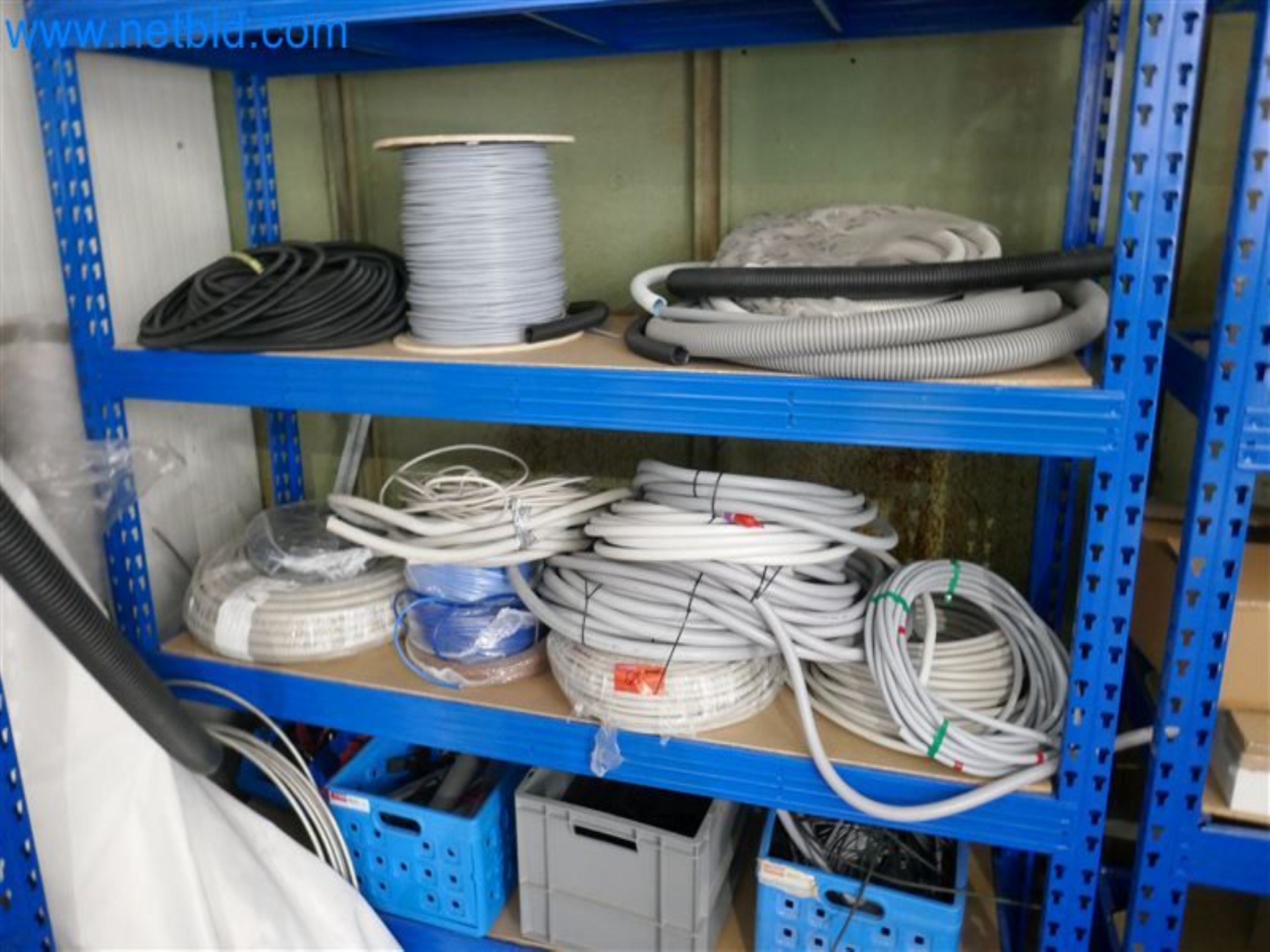 Konstrukcje fotowoltaiczne, narzędzia montażowe, maszyny budowlane-1