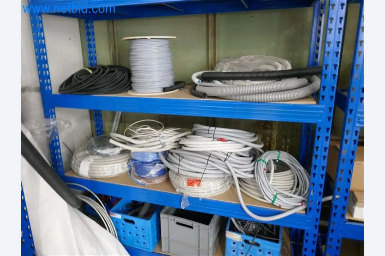 Konstrukcje fotowoltaiczne, narzędzia montażowe, maszyny budowlane-1