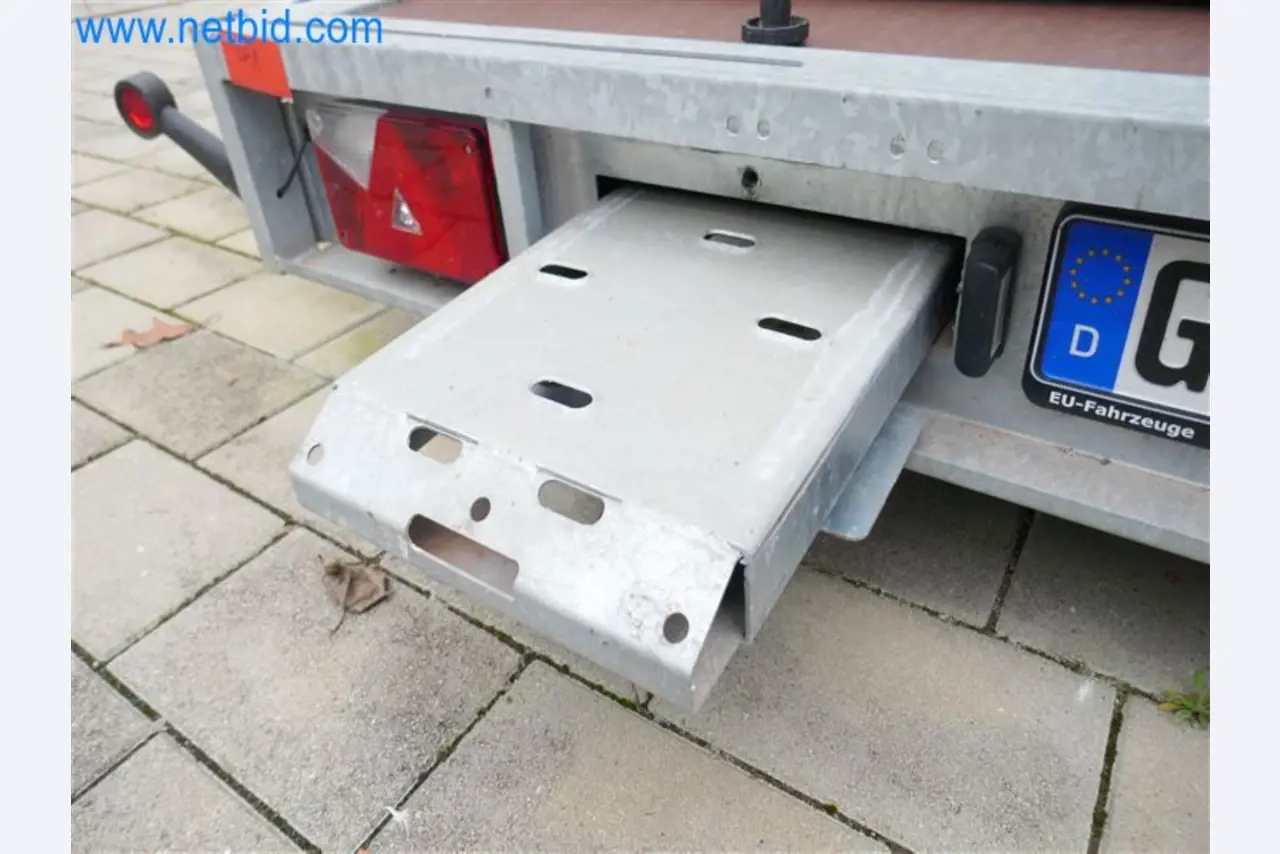 Konstrukcje fotowoltaiczne, narzędzia montażowe, maszyny budowlane-12