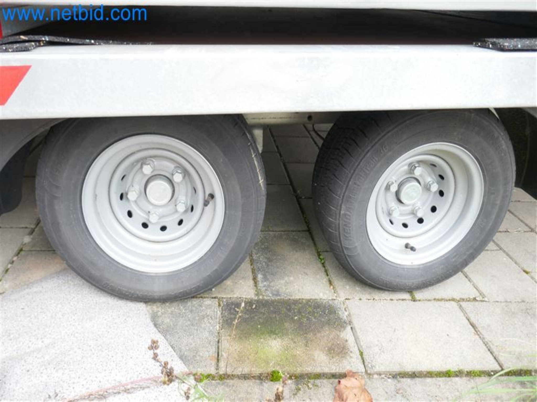 Konstrukcje fotowoltaiczne, narzędzia montażowe, maszyny budowlane-8