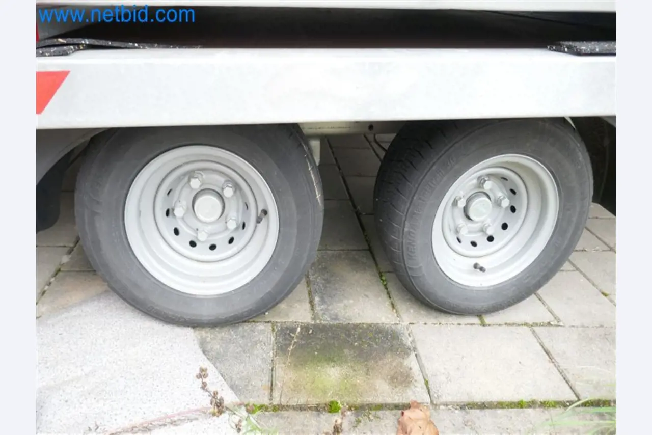 Konstrukcje fotowoltaiczne, narzędzia montażowe, maszyny budowlane-8