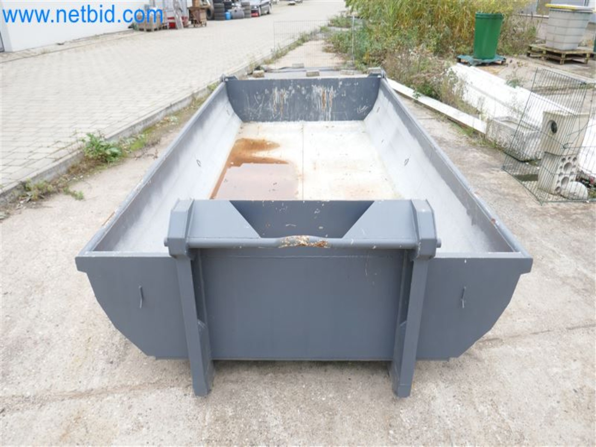 Konstrukcje fotowoltaiczne, narzędzia montażowe, maszyny budowlane-3