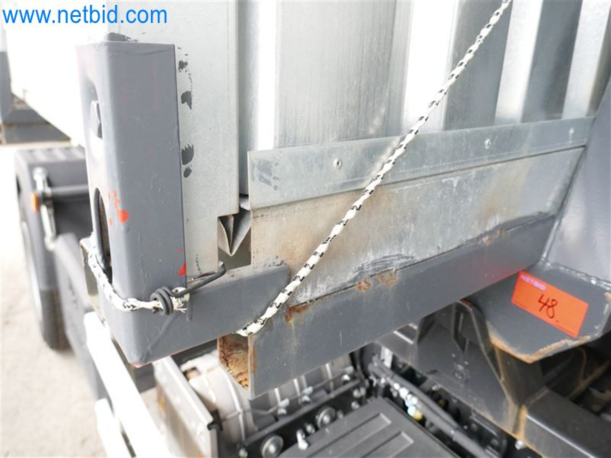 Konstrukcje fotowoltaiczne, narzędzia montażowe, maszyny budowlane-2