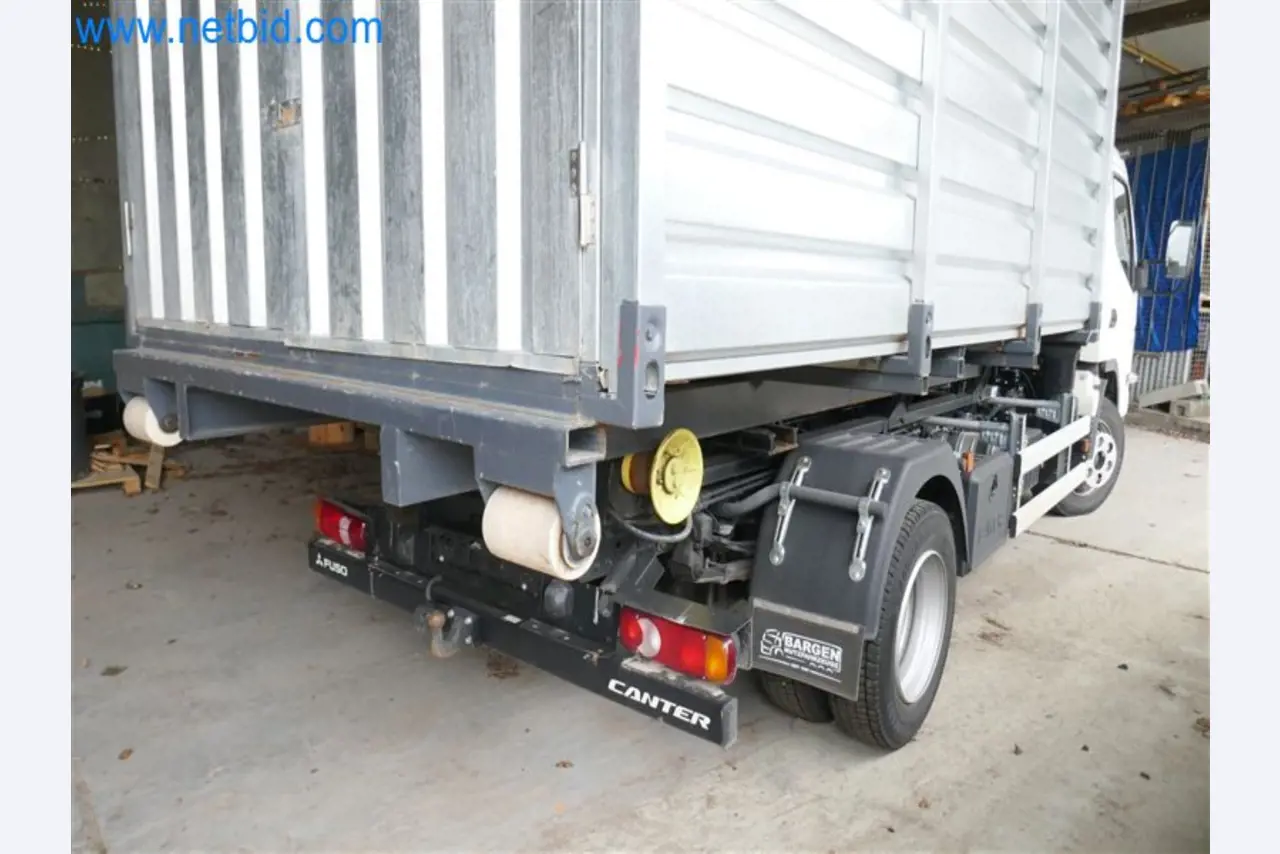 Konstrukcje fotowoltaiczne, narzędzia montażowe, maszyny budowlane-3