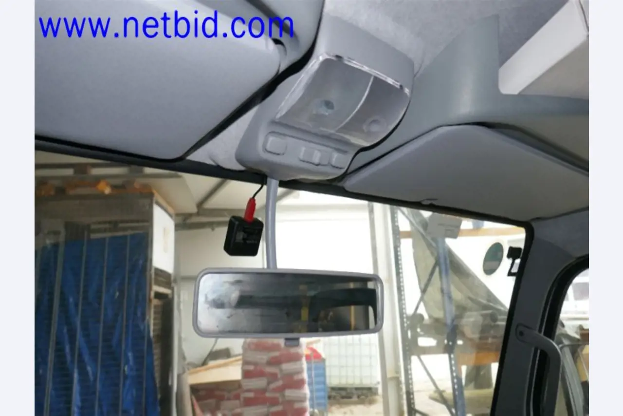 Fotovoltaické konstrukce, montážní nářadí, stavební stroje-18