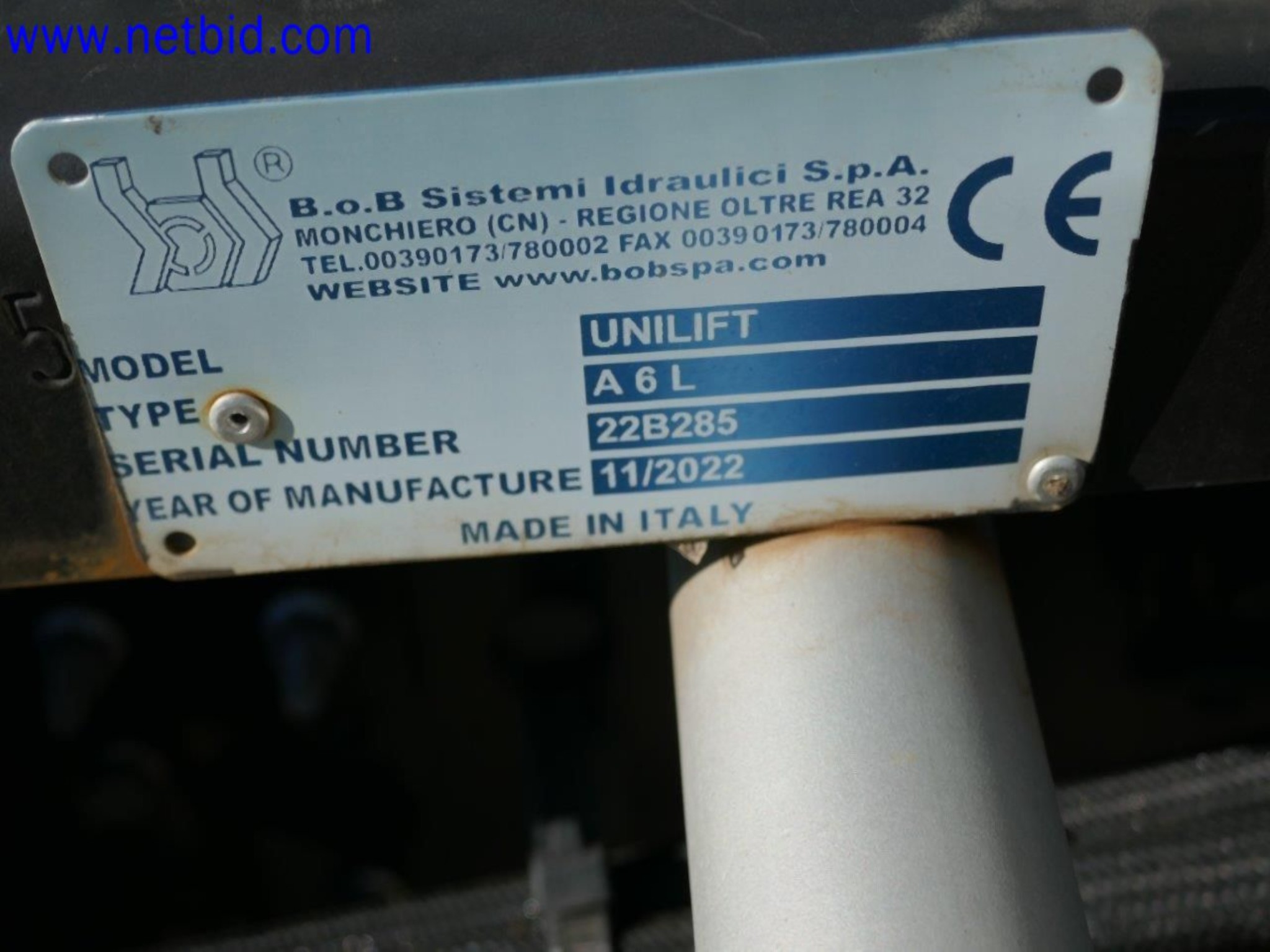 Fotovoltaické konstrukce, montážní nářadí, stavební stroje-8