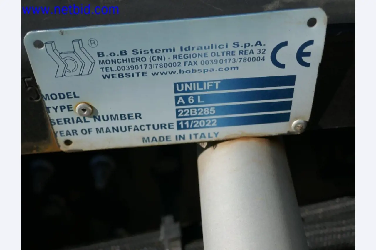 Fotovoltaické konstrukce, montážní nářadí, stavební stroje-8