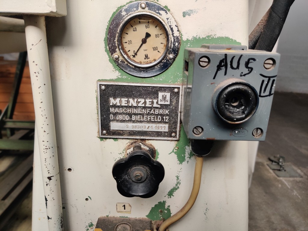 Cadre de tension, installation de postcombustion thermique et divers équipements mécaniques-27