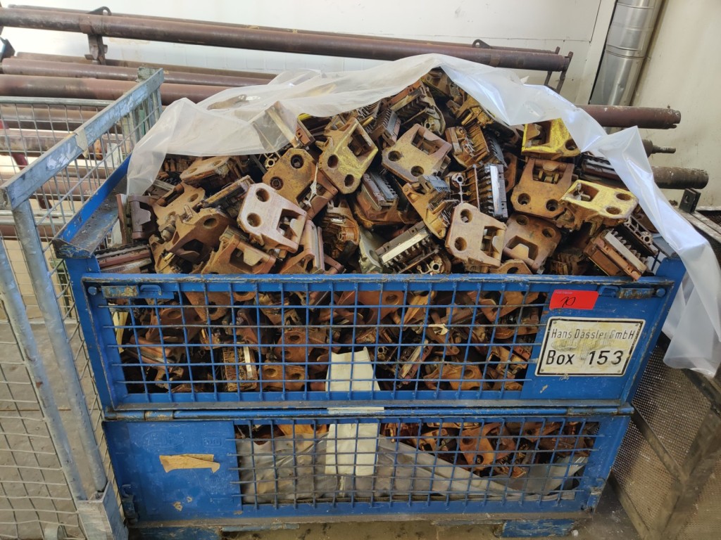 Cadre de tension, installation de postcombustion thermique et divers équipements mécaniques-79