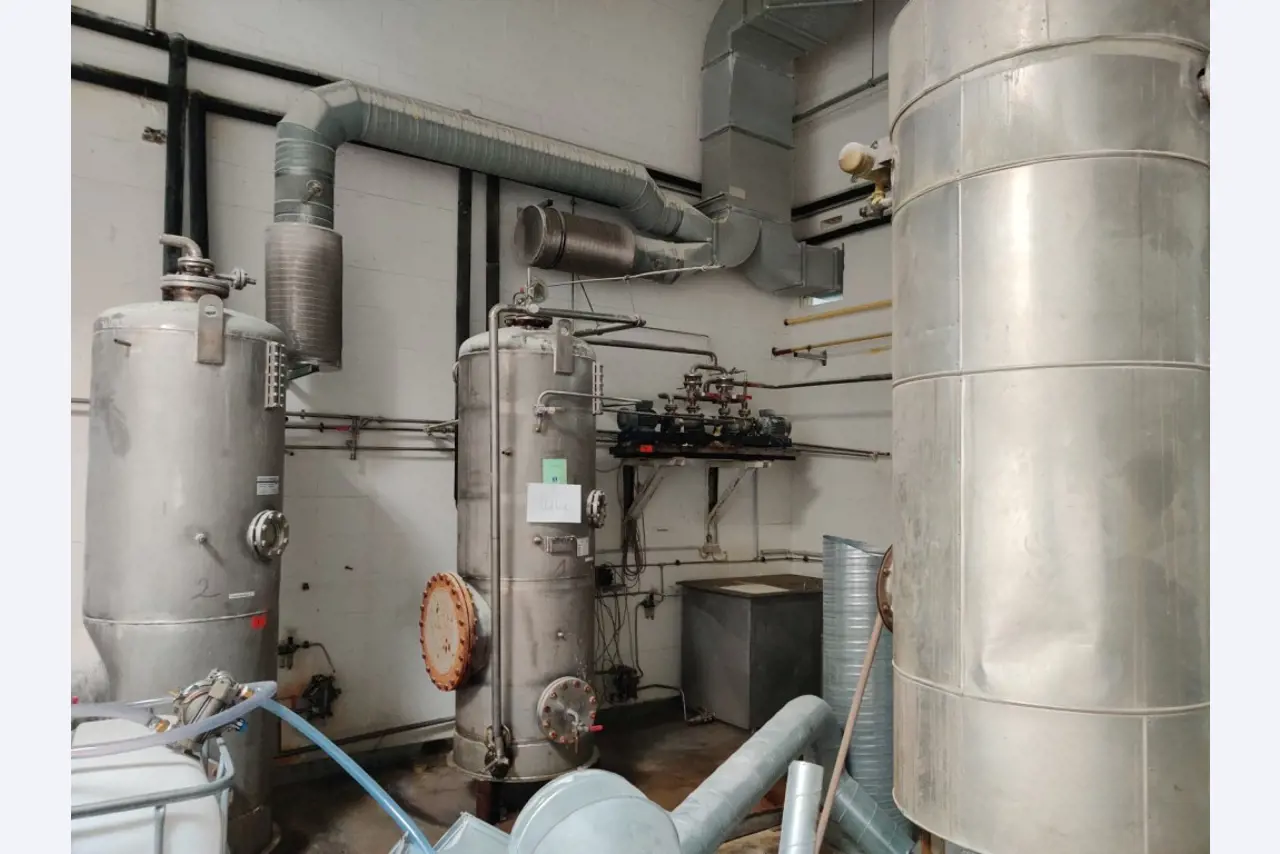 Bastidor del estator, sistema de postcombustión térmica y diversos equipos mecánicos-19