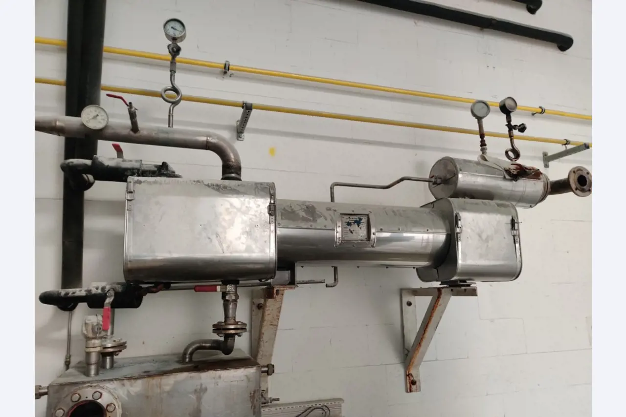 Bastidor del estator, sistema de postcombustión térmica y diversos equipos mecánicos-4