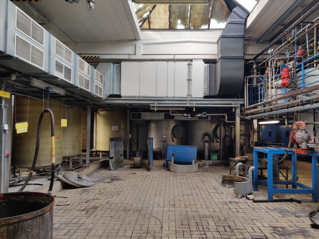 Cadre de tension, installation de postcombustion thermique et divers équipements mécaniques-23