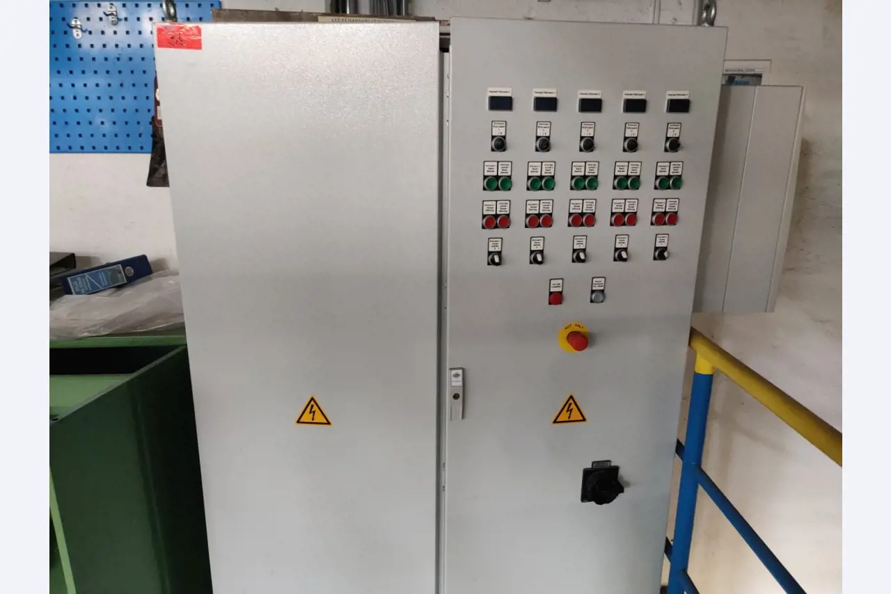 Cadre de tension, installation de postcombustion thermique et divers équipements mécaniques-25