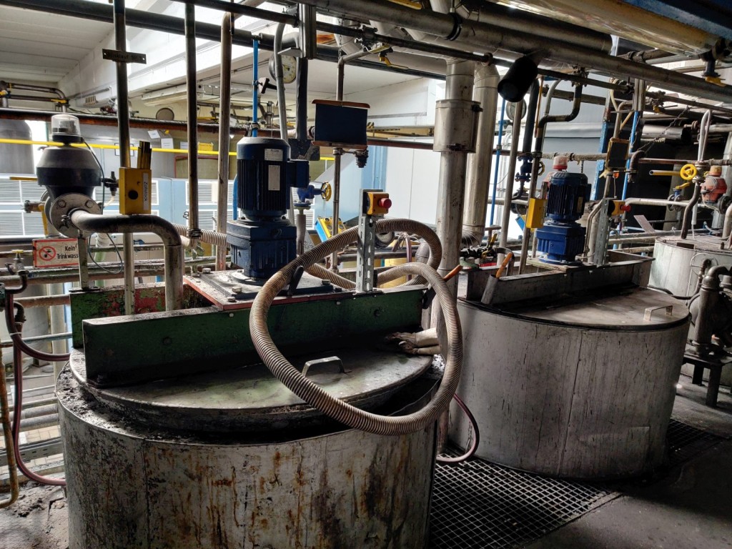 Cadre de tension, installation de postcombustion thermique et divers équipements mécaniques-30