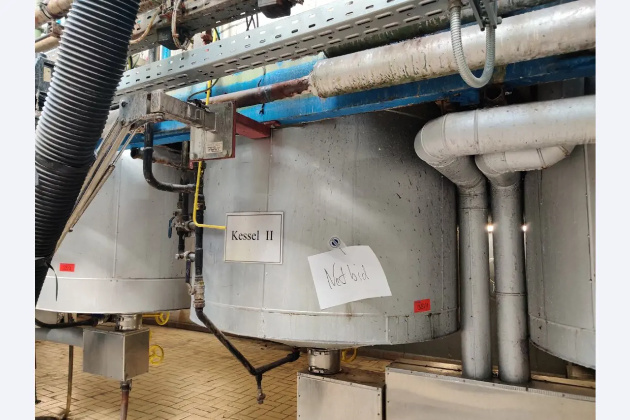 Cadre de tension, installation de postcombustion thermique et divers équipements mécaniques-5