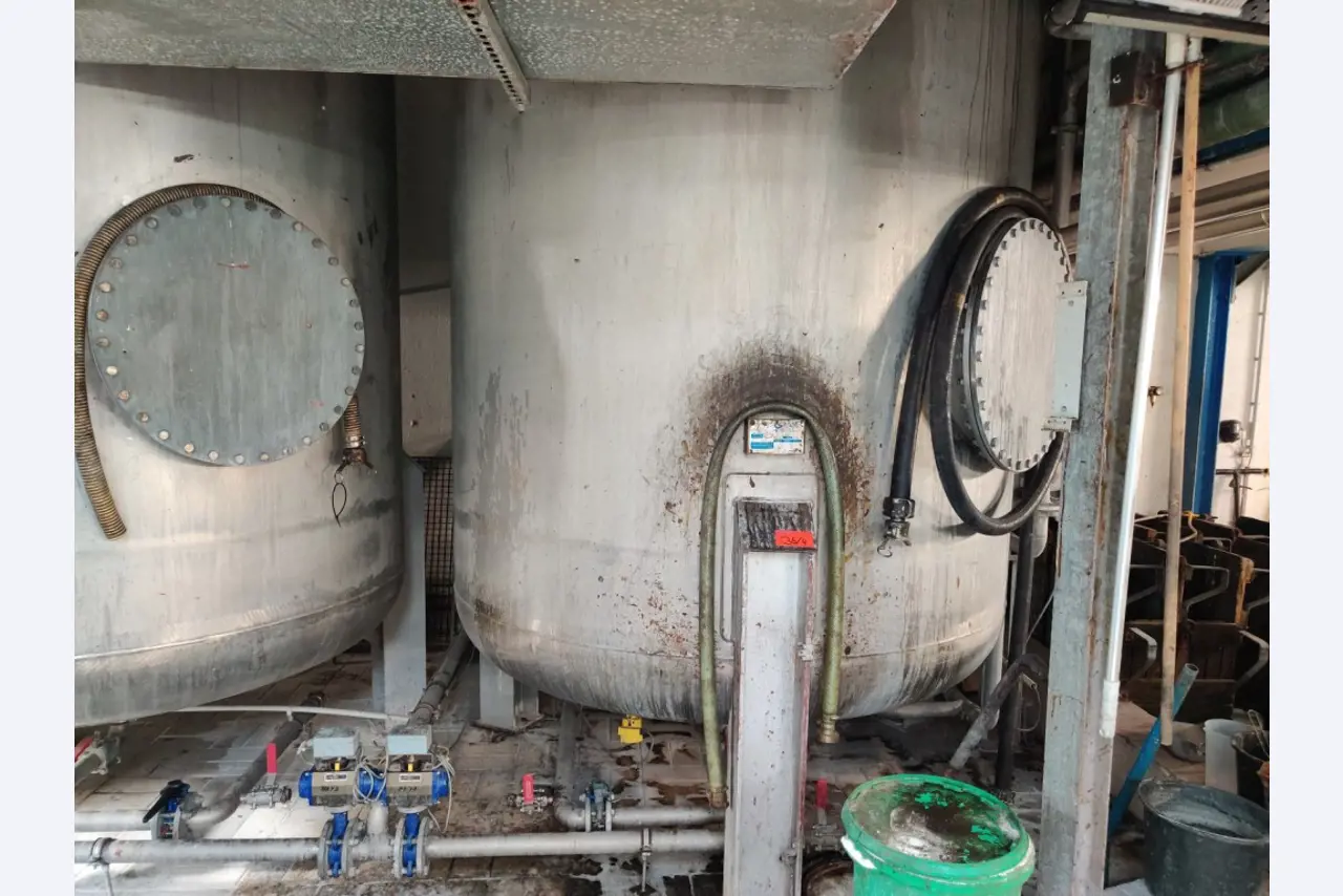 Cadre de tension, installation de postcombustion thermique et divers équipements mécaniques-9