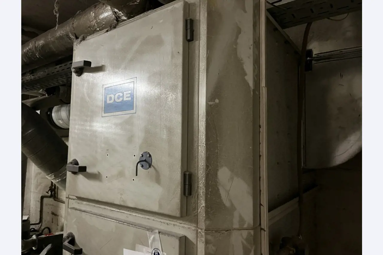 Cadre de tension, installation de postcombustion thermique et divers équipements mécaniques-16