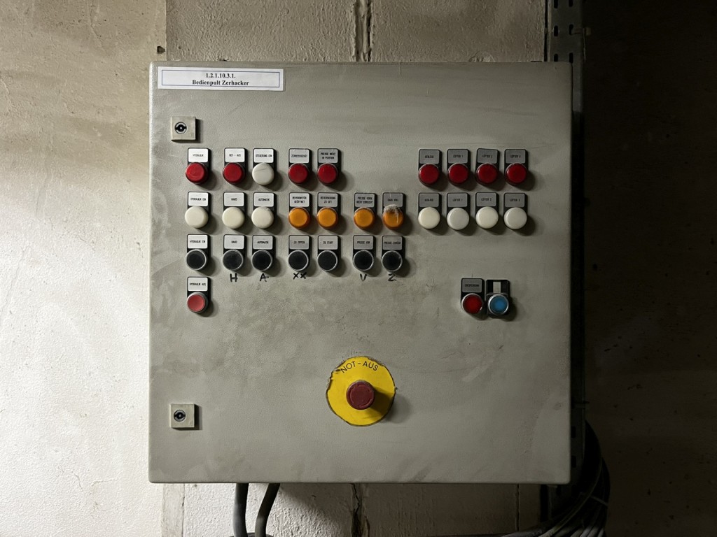 Cadre de tension, installation de postcombustion thermique et divers équipements mécaniques-20